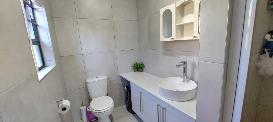 4 Bedroom Property for Sale in Glen Navar Eastern Cape